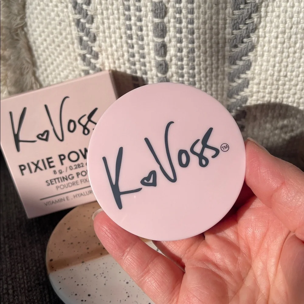 KVossNYC face powder